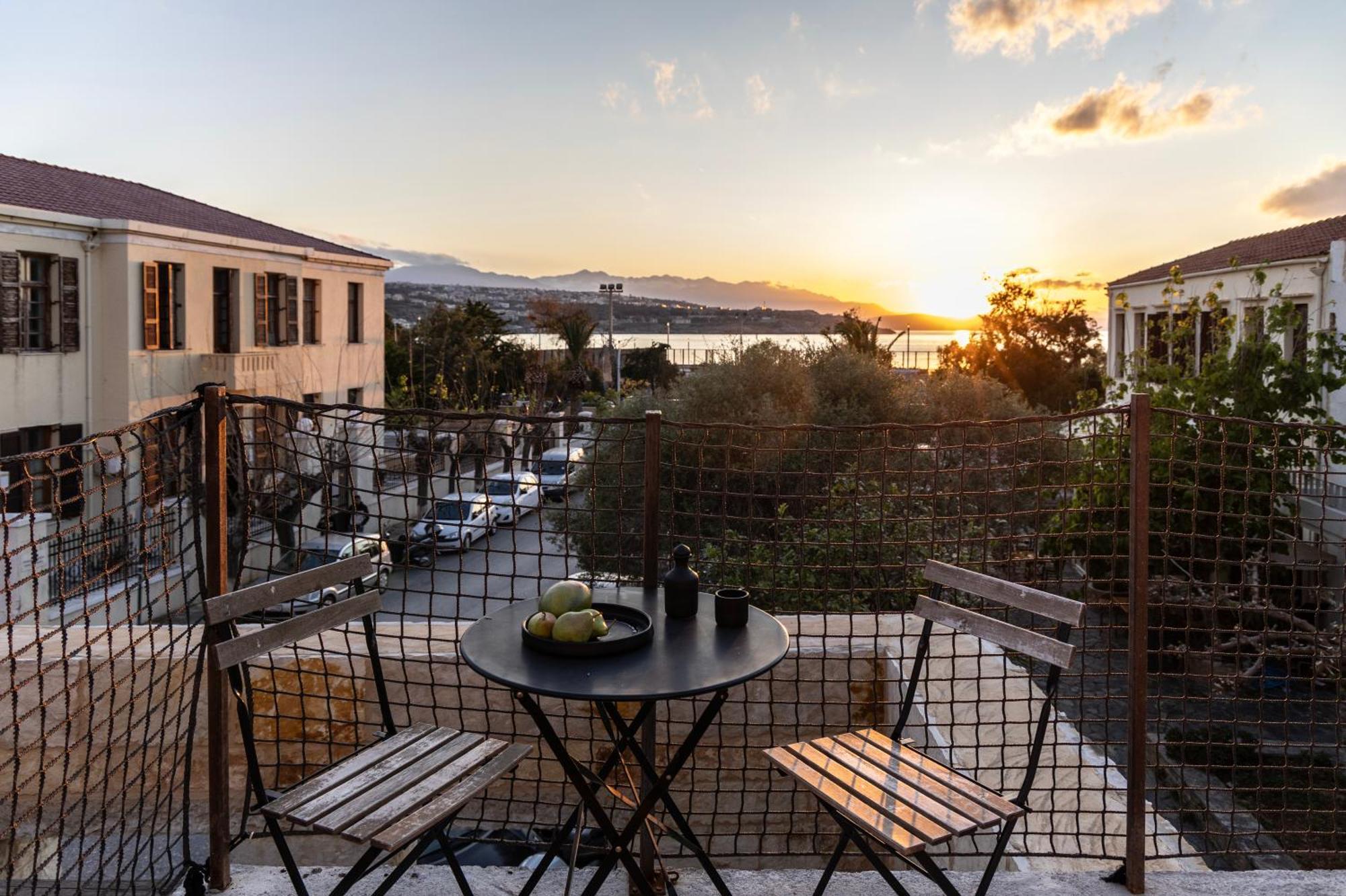 Amalen Suites Adults Only Rethymno Exterior foto